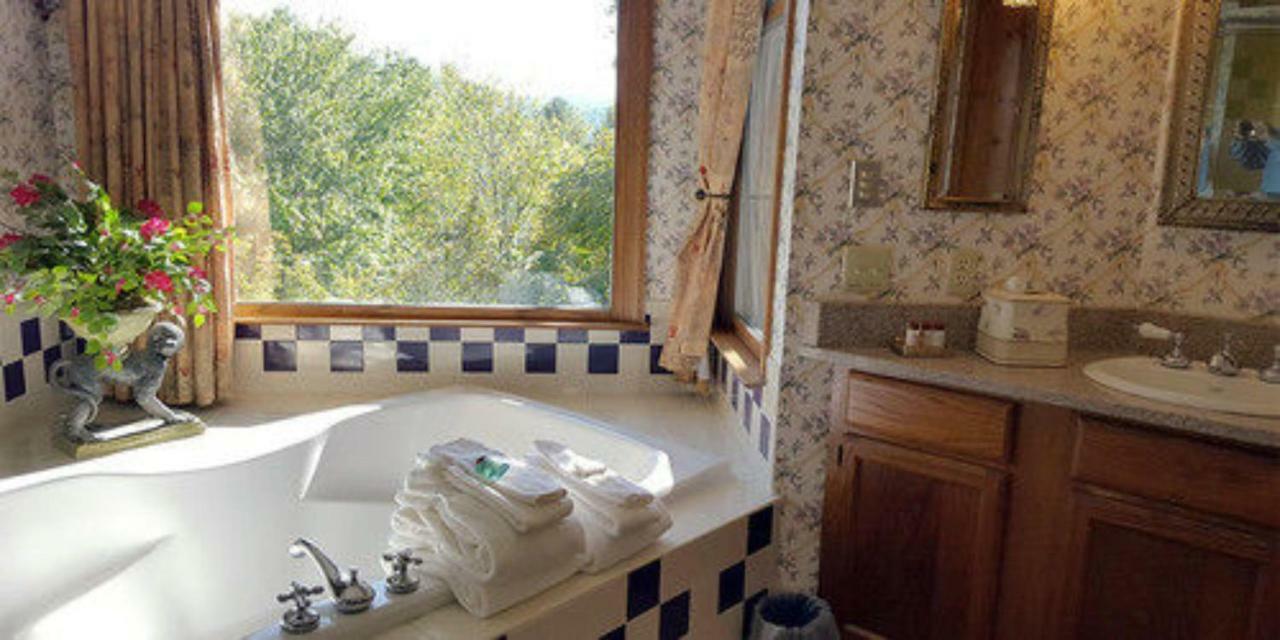 Innisfree Hotel Boutique Glenville Екстер'єр фото