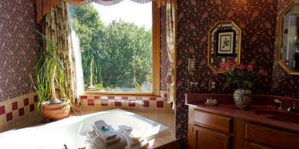 Innisfree Hotel Boutique Glenville Екстер'єр фото